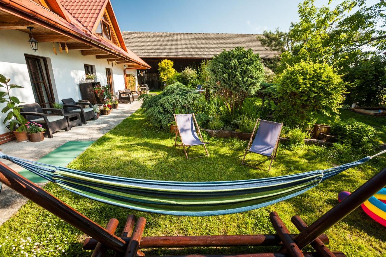 Vila Dom Pod Orzechem Łapczyce Exteriér fotografie